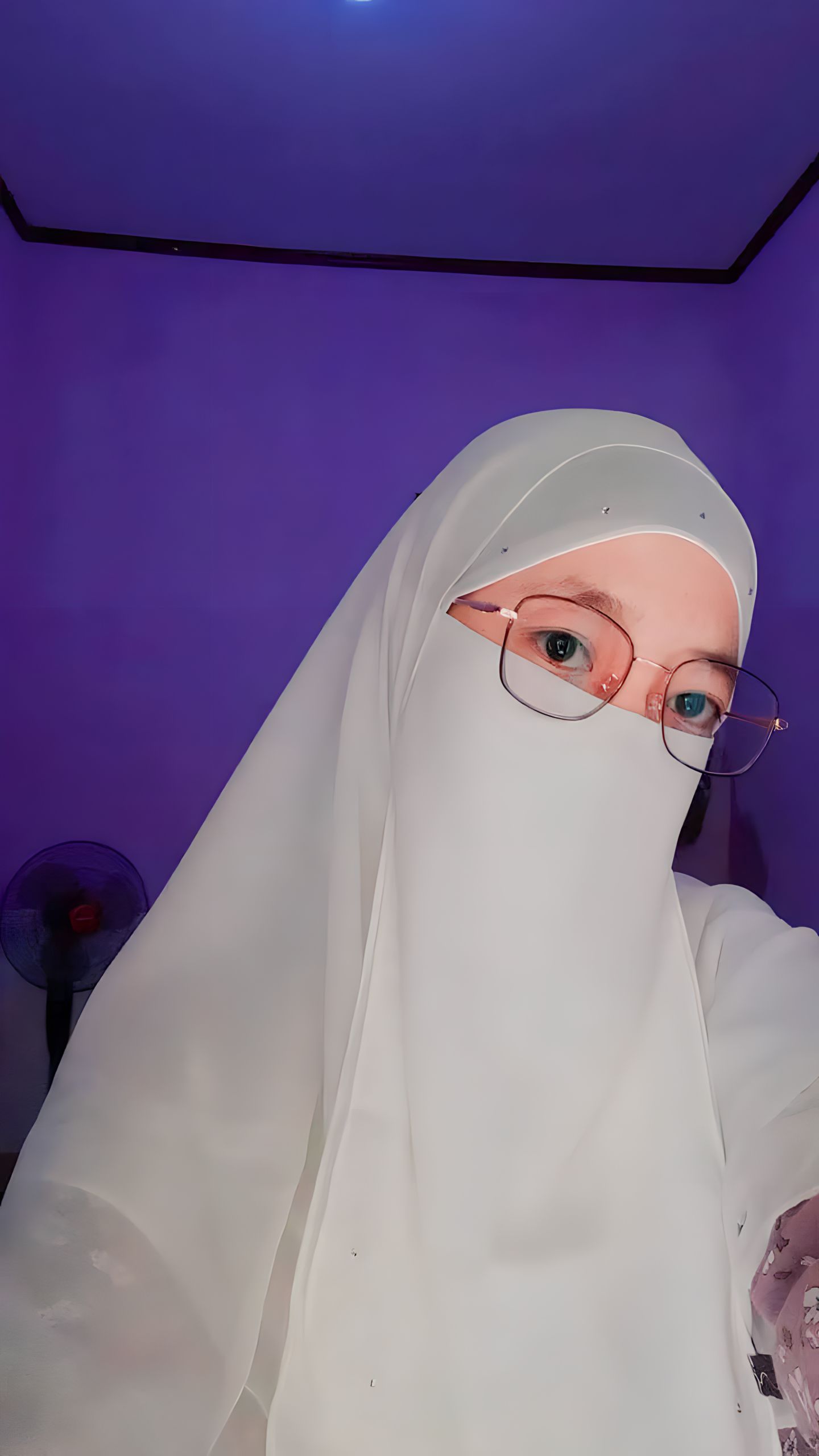 ELMIA LOEZIA