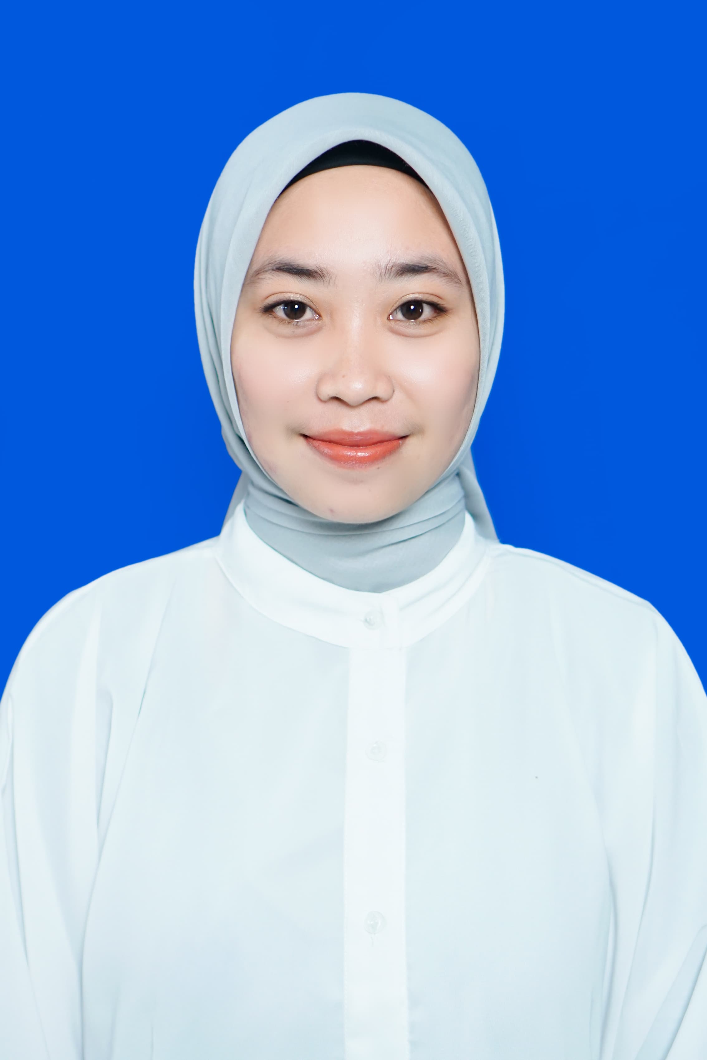 LENI APRIAN